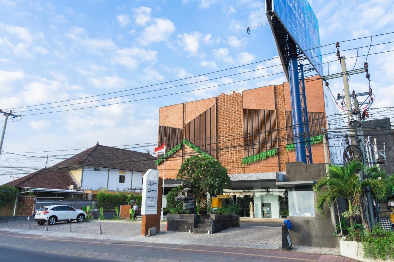 Berry Biz Sunset Road 3* Seminyak (Bali)
