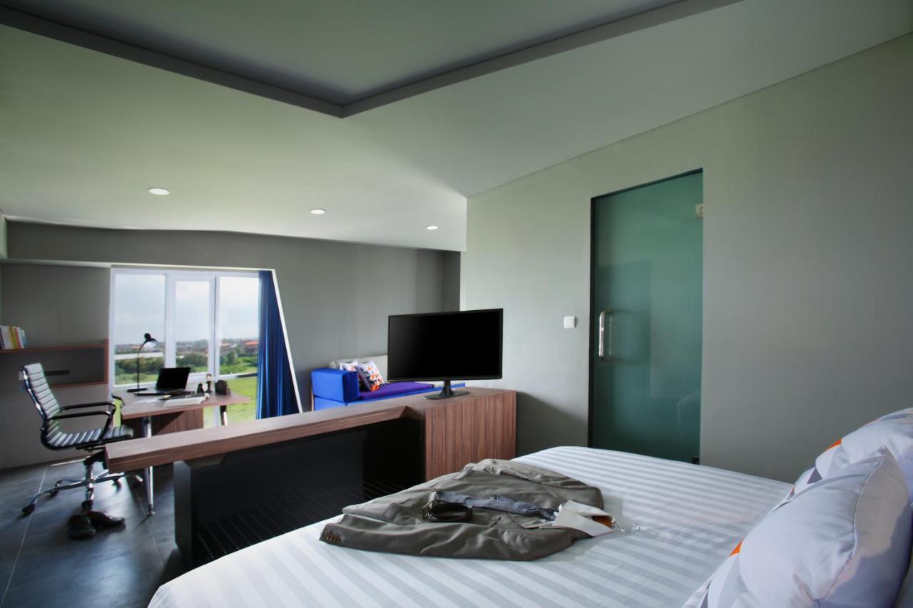 Berry Biz Sunset Road 3* Seminyak (Bali)