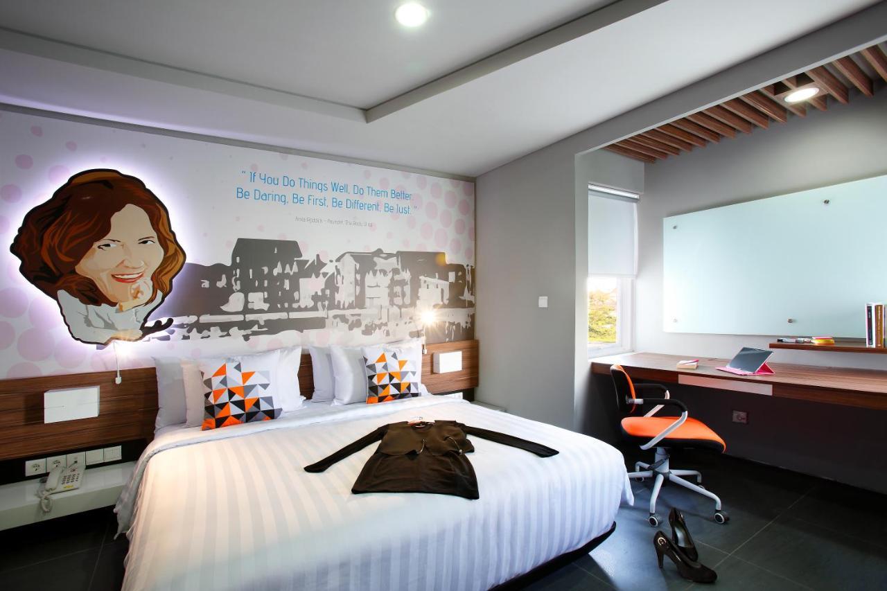 Berry Biz Sunset Road Seminyak (Bali)