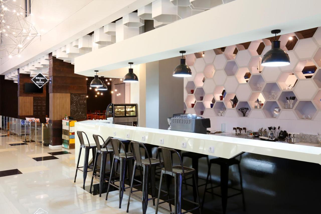 Berry Biz Sunset Road Seminyak (Bali)